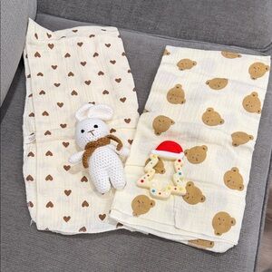 Cute Baby Blanket Set with Bear and Heart Patterns